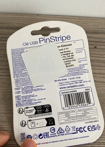 64 GB Verbatim PinStripe USB 2.0 Bellek - Görsel 3