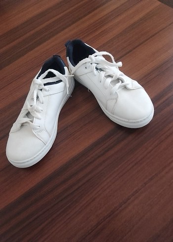 Beyaz Bağcıklı Kadın Spor Ayakkabı - Görsel 3