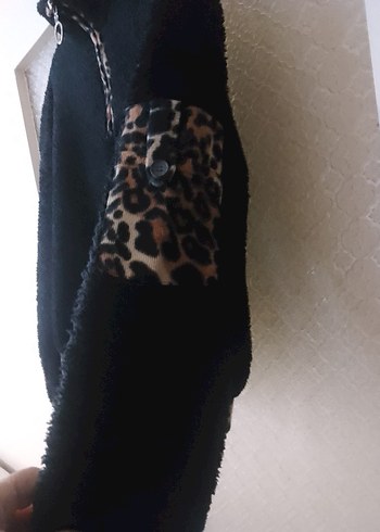 Leopar Desenli Siyah Kız Sweatshirt - Görsel 2