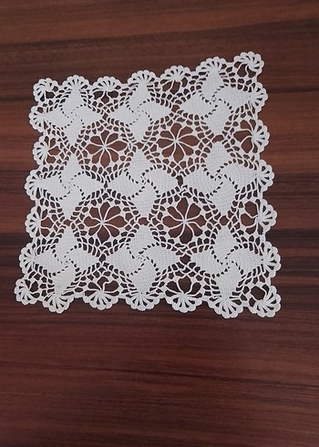 El Örgüsü Beyaz Dantel Masa Örtüsü - Görsel 2