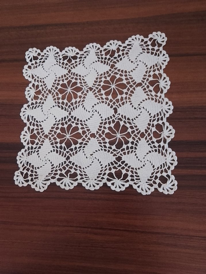 El Örgüsü Beyaz Dantel Masa Örtüsü - Görsel 2