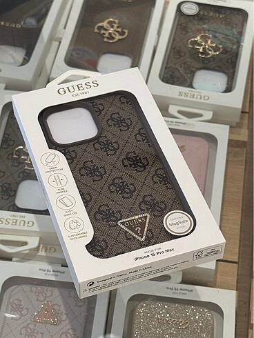 iPhone 16 Pro Max Guess Kılıf