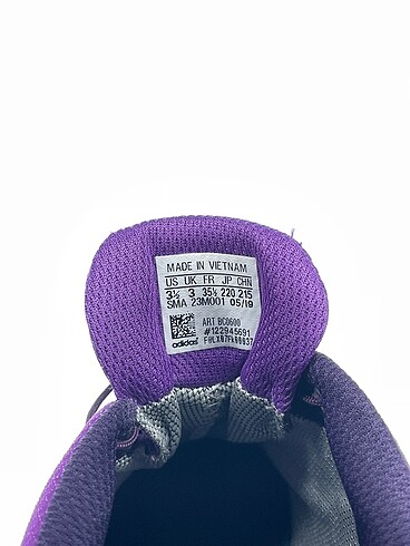 35,5 Beden mor Renk Adidas Spor Ayakkabı %70 İndirimli.