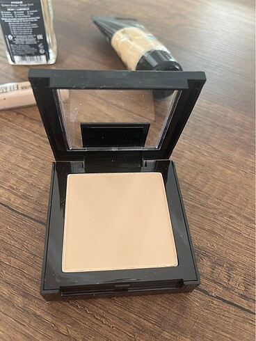 Maybelline Fit me pudra