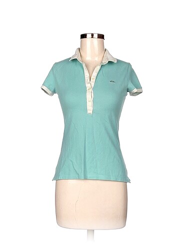 Lacoste T-shirt %70 İndirimli.