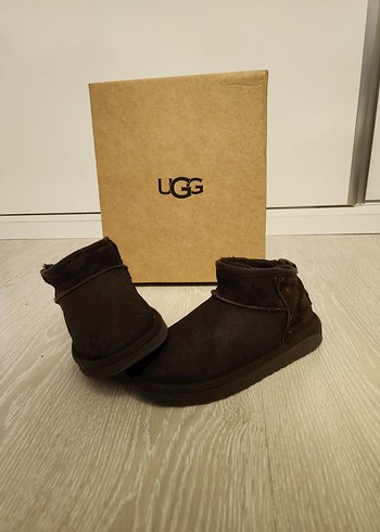 UGG Kahverengi Süet Tüylü  Bot - Görsel 4