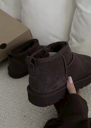 Ugg 37