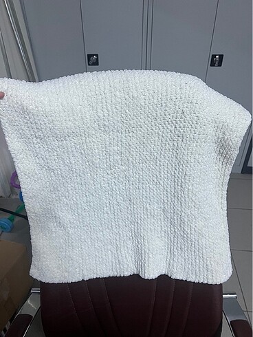 El örgüsü Polar ipten battaniye ve saç bandı - Görsel 3