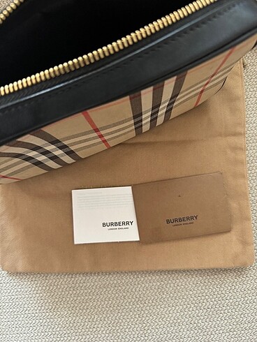  Beden Burberry çanta