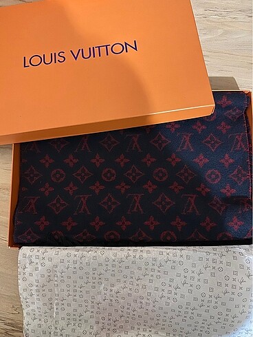 Louis Vuitton Şal