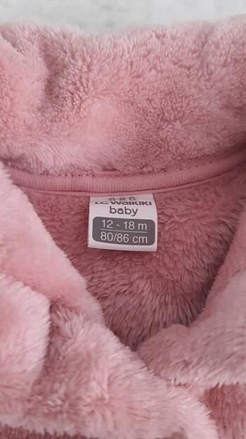 LC Waikiki 4lu takimi: LCW pelus mont, pembe bluz, kadife jile elbise, defa