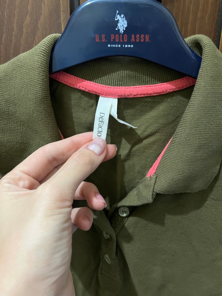 Düğmeli Kısa Kollu yeşil Polo Tişört - Görsel 3