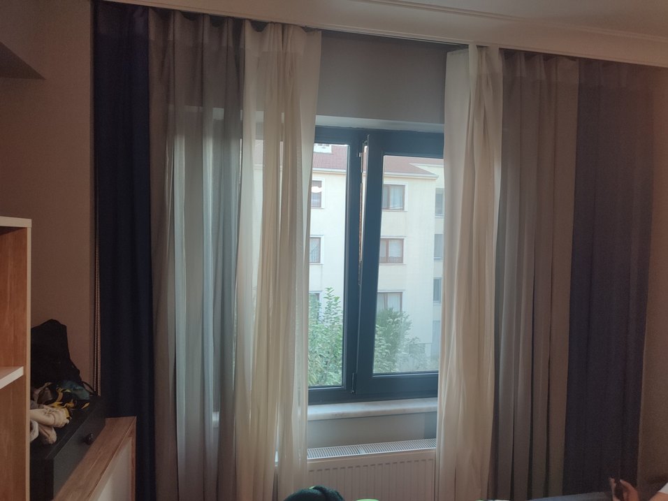 Gri ve Beyaz Düz Modern Tül dikey stor Perde - Görsel 2