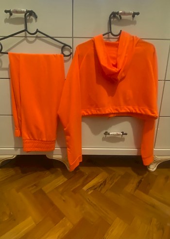 Turuncu Kapüşonlu Kadın Eşofman Takımı - Görsel 2