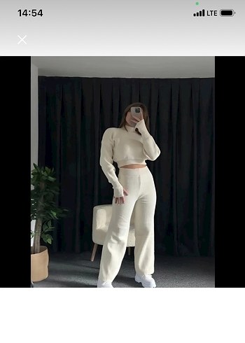 Beyaz Yüksek Yakalı Kadın Eşofman Takımı - Görsel 5