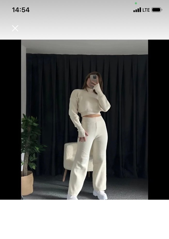 Beyaz Yüksek Yakalı Kadın Eşofman Takımı - Görsel 5