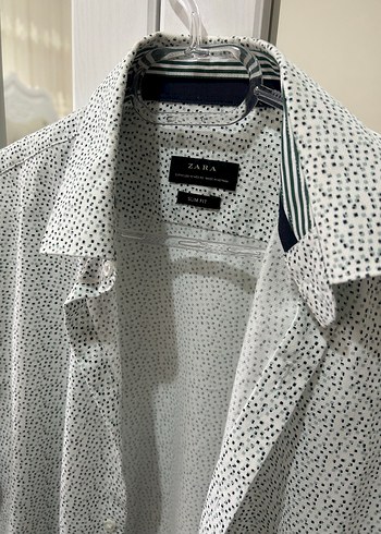 Düğmeli Uzun Kollu Beyaz Gömlek - Görsel 2