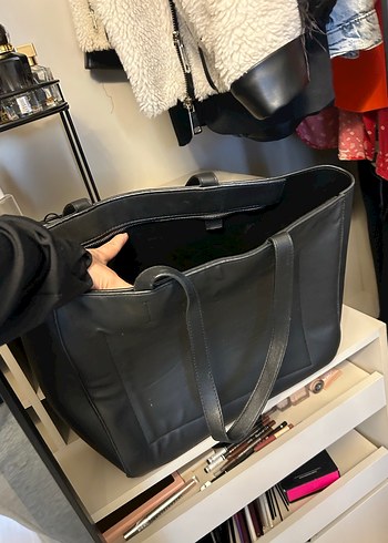 Calvin Klein Siyah Deri Kadın Çanta - Görsel 2