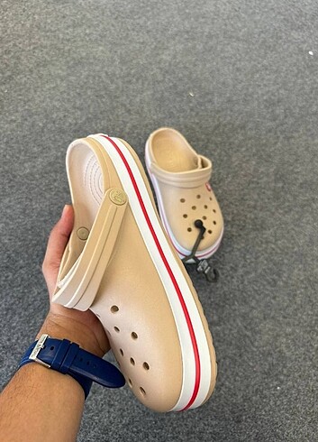 40 Beden Crocs