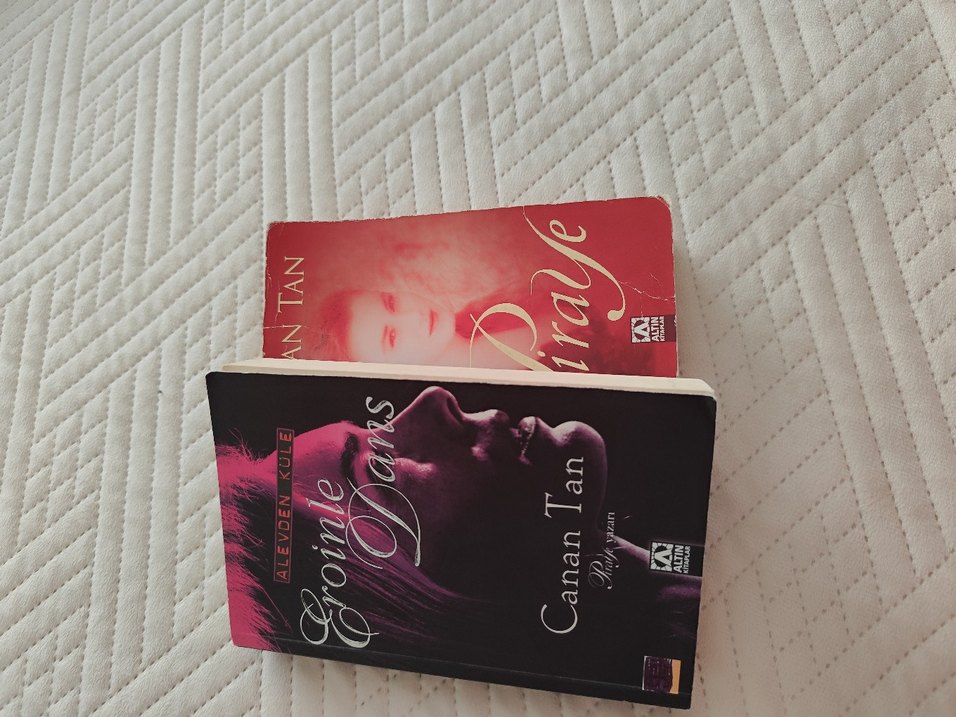 Canan Tan iki adet Roman - Görsel 2