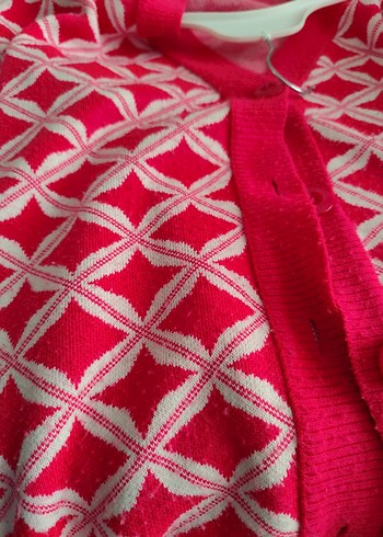 Pembe Desenli Örgü Kadın Hırka - Görsel 5