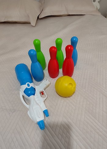 Renkli Bowling Seti ve Su Tabancası Oyuncak - Görsel 5