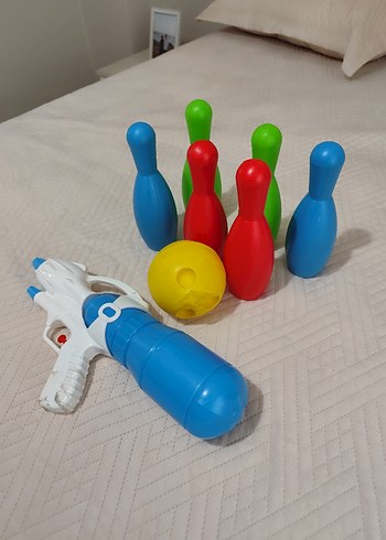Renkli Bowling Seti ve Su Tabancası Oyuncak - Görsel 4
