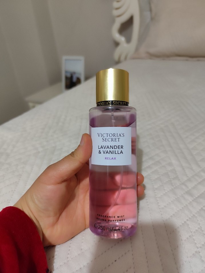 Victoria's Secret Lavanta & Vanilya Kadın Parfümü - Görsel 4