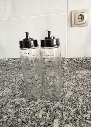 Beden Gri Plastik Sıvı Ölçüm Şişeleri 2'li