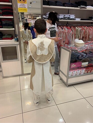 Diğer 10 yaş kaftan sünnet kıyafeti tam takım