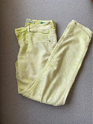 taşlanmış desen yeşil pantolon
