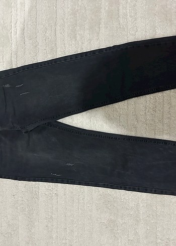 Siyah Kemerli Street Style Kadın Jean