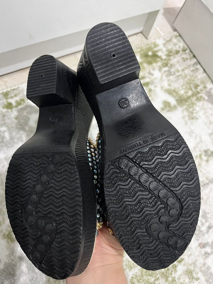 Kadın Terlik topuklu sıfır - Görsel 3