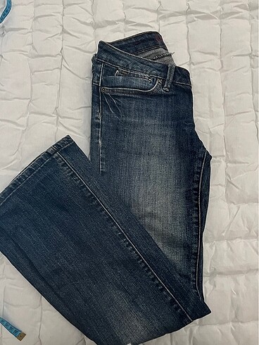 Mango Jeans
