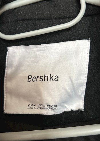 Bershka Siyah Çift Düğmeli Uzun Kaban