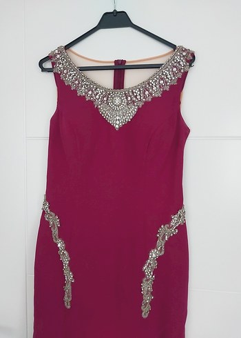 Bordo İşlemeli V Yaka Uzun Abiye Elbise - Görsel 5