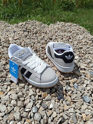 Adidas Campus