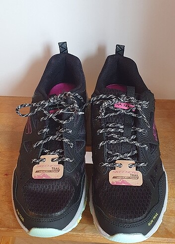 37 Beden Skechers kadın spor ayakkabı