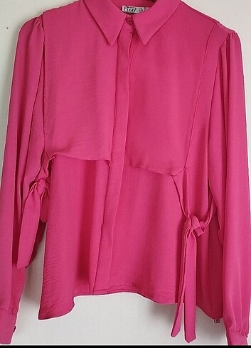 Pembe gömlek 