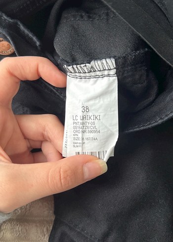 Siyah Kadın Pamuklu Dar Kesim Jean lastikli - Görsel 4