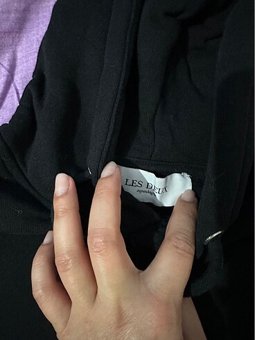 s Beden Les deux siyah kapşonlu sweatshirt