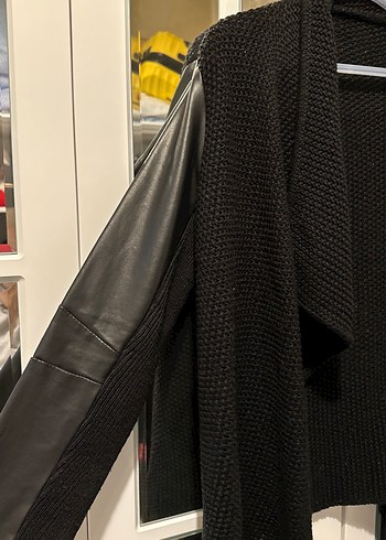 Siyah Örgü Kadın Hırka kolları deri - Görsel 2