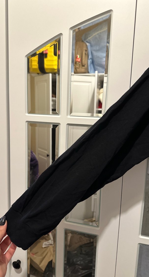 Siyah Baskılı Kadın crop Sweatshirt - Görsel 2