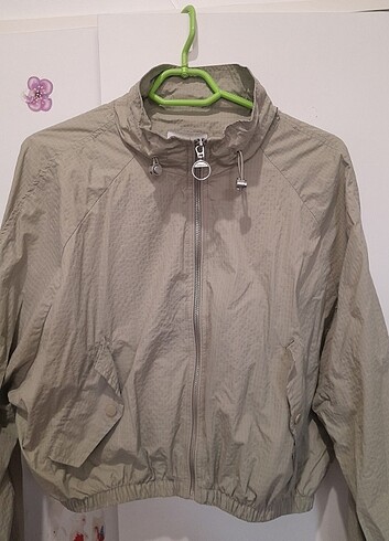 Bershka yagmurluk ceket 