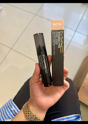 MAC Studio Fix Kapatıcı NC15 kapatıcı