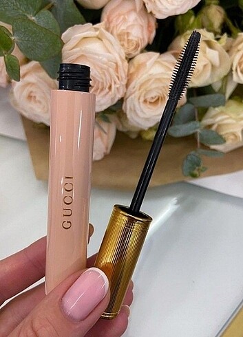 Gucci mascara ????