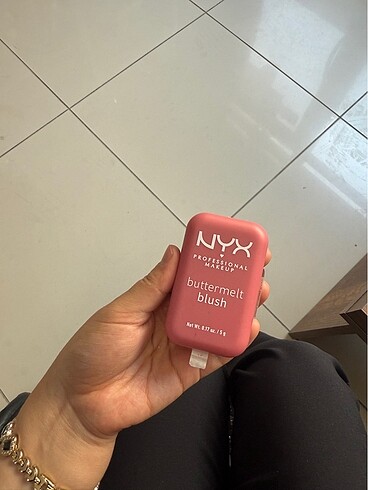NYX Nyx 08 no allık