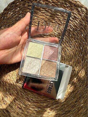 Beden Dior 004 aydınlatıcı palet