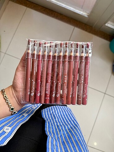 Flormar jumbo dudak kalemi seti