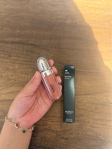 Kiko 19 gloss